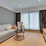 Deo Plaza Apartamento *