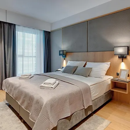 Apartament Deo Plaza *